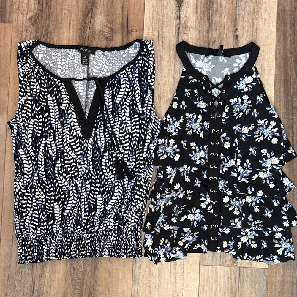 Two beautiful stretchy XS White House, black market, tank tops, blue black white